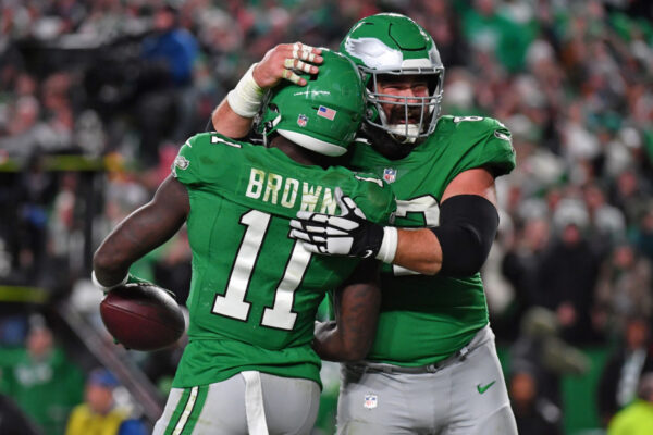 kelly green eagles outfit